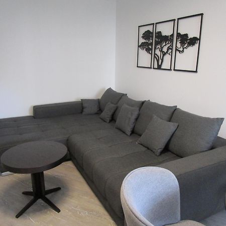 Ferienwohnung Dna FDH Esterno foto