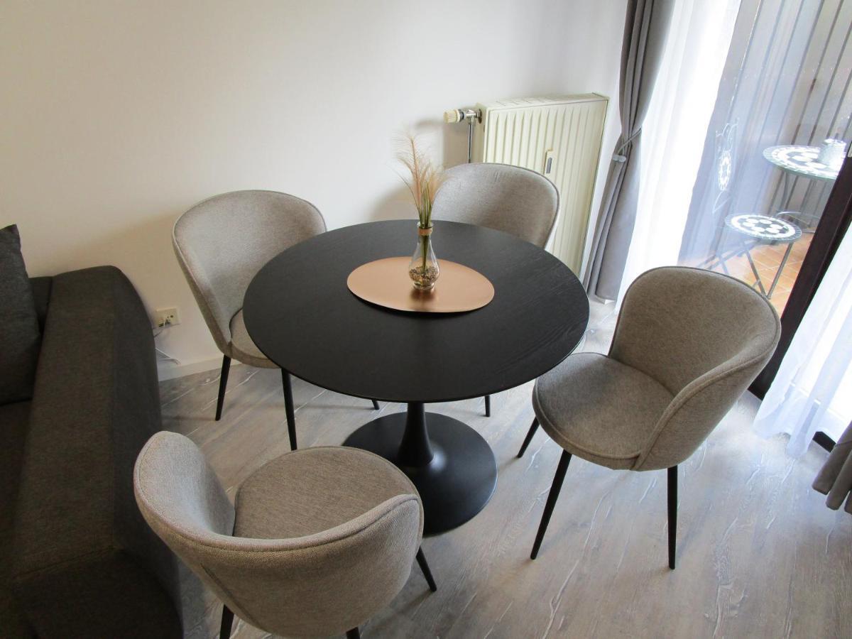 Ferienwohnung Dna FDH Esterno foto